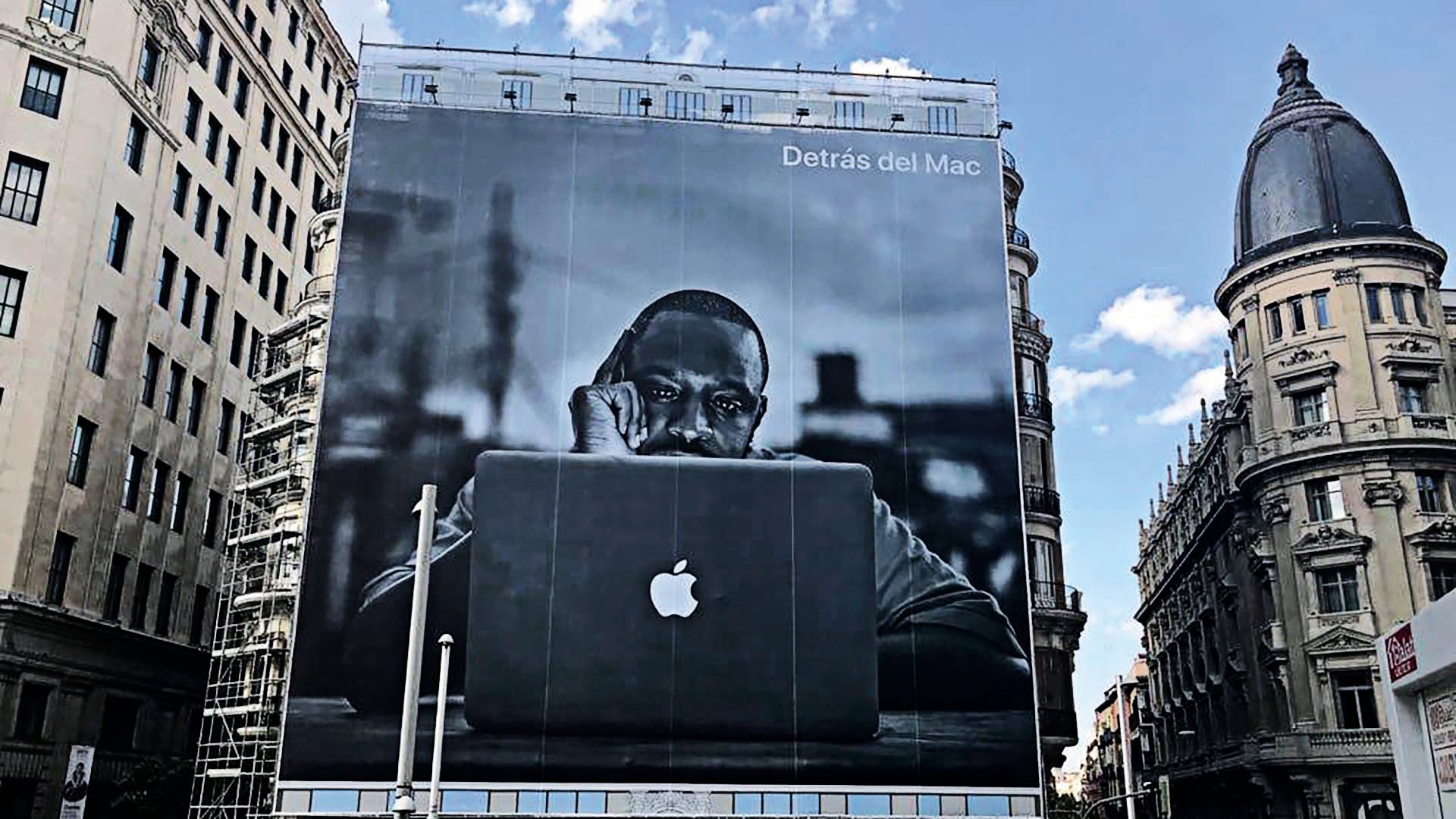 lona-publicitaria-madrid-apple-mac