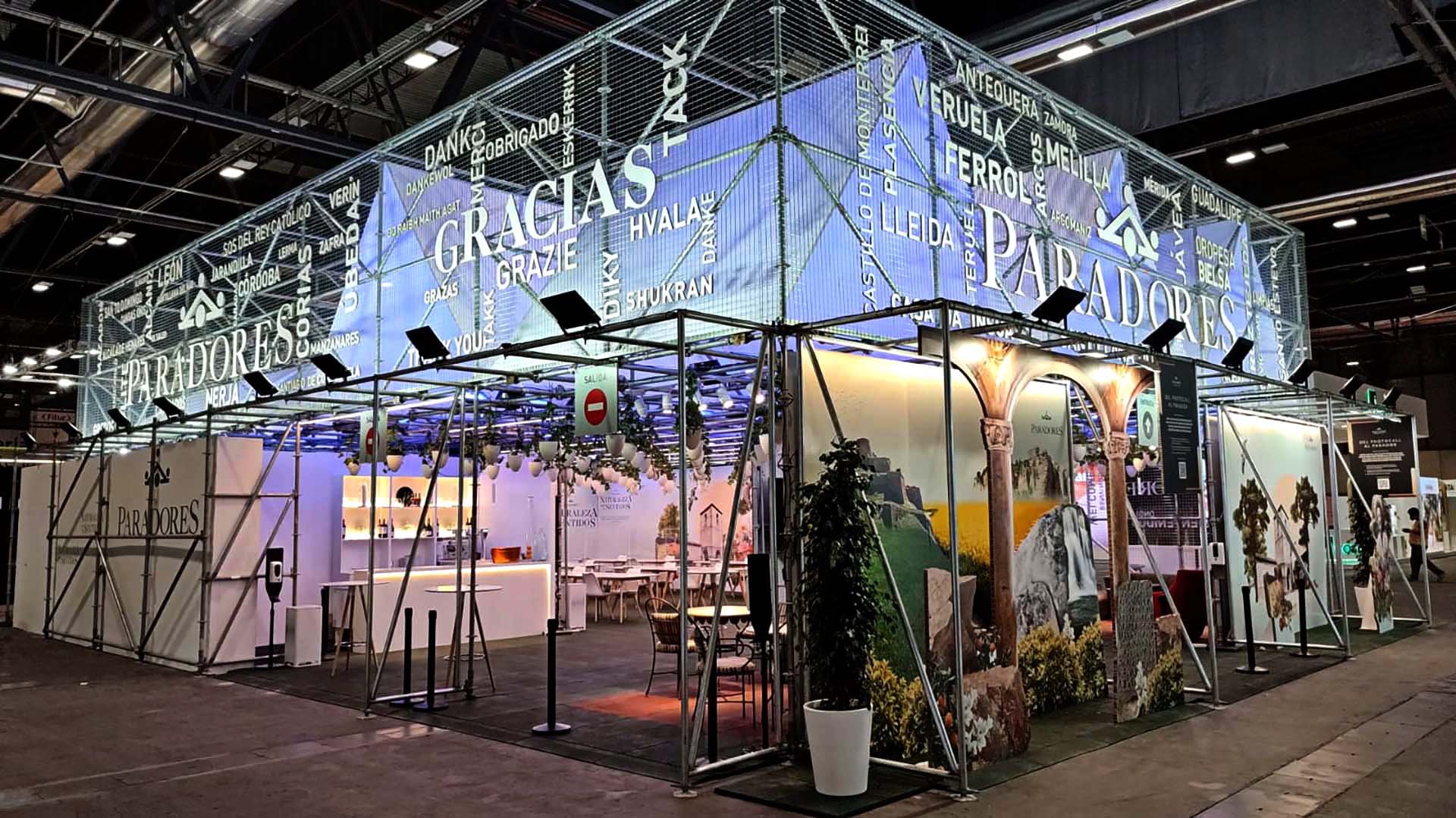 materiales-rigidos-stand-paradores