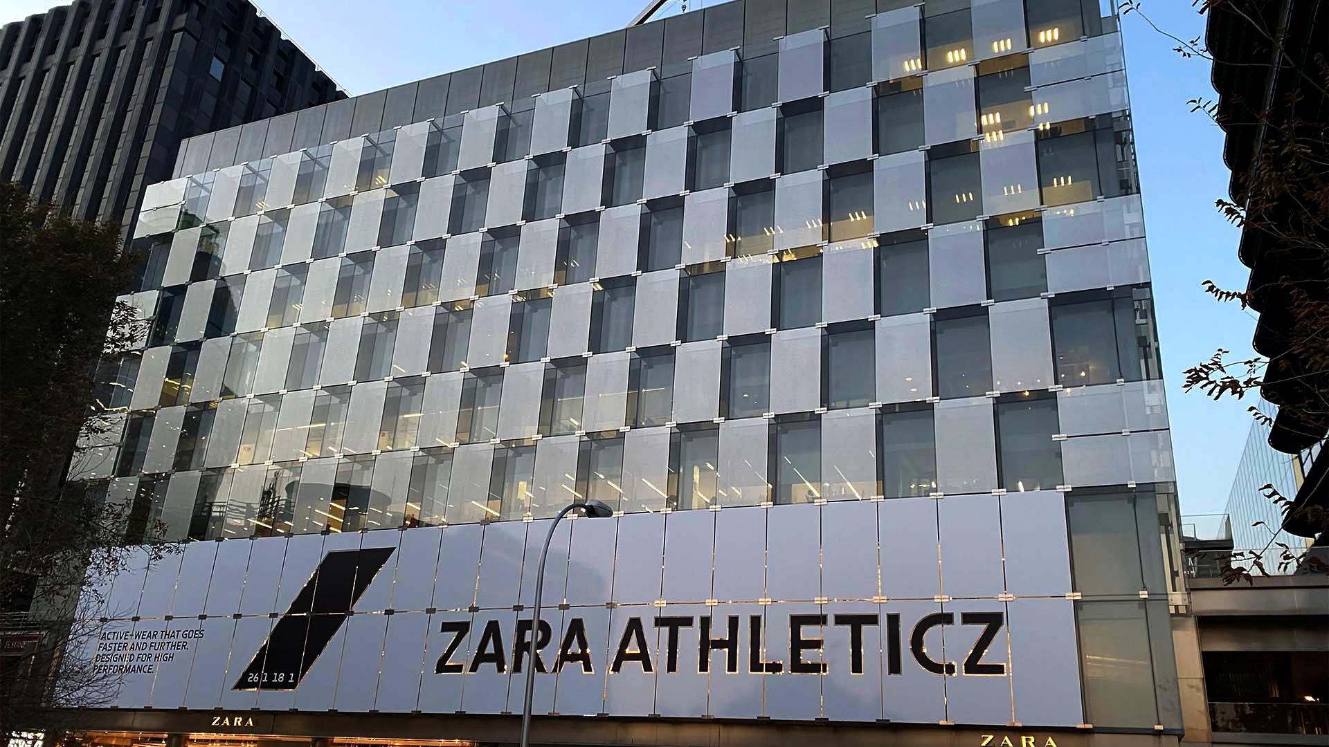 publicidad-fachada-zara
