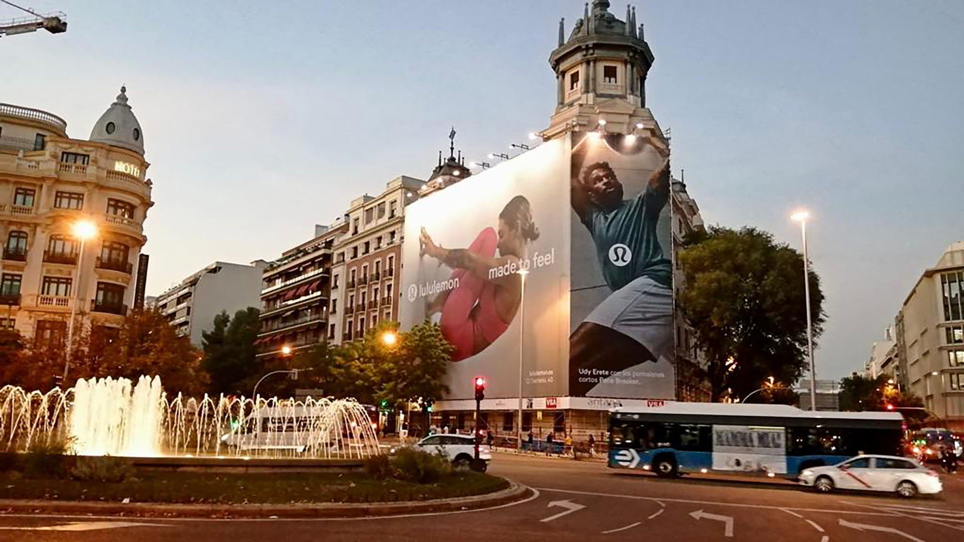 publicidad-fachada-luluemon